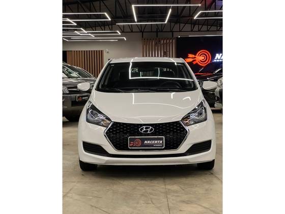 HYUNDAI HB20 1.0 COMFORT PLUS 12V FLEX 4P MANUAL